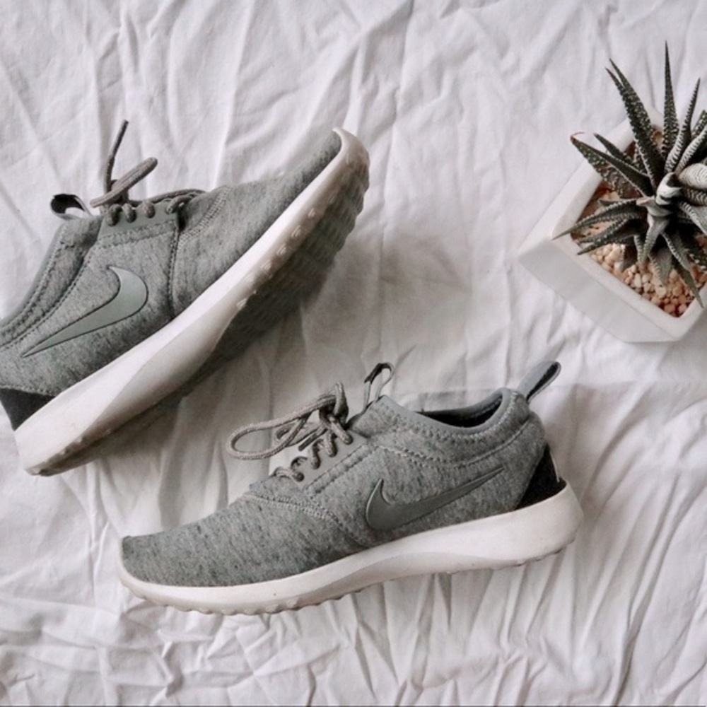 NIKE Grey Fabric Runners